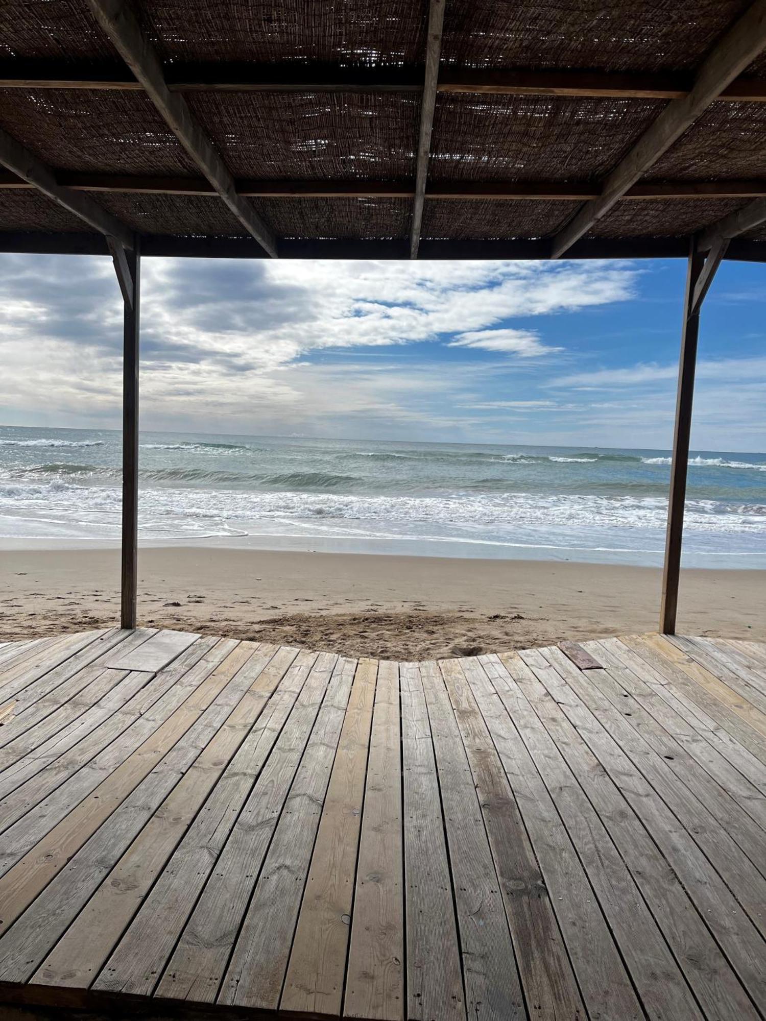 Acogedor Y Amplio Apartamento Familiar A Pie De Playa Calafell Dış mekan fotoğraf