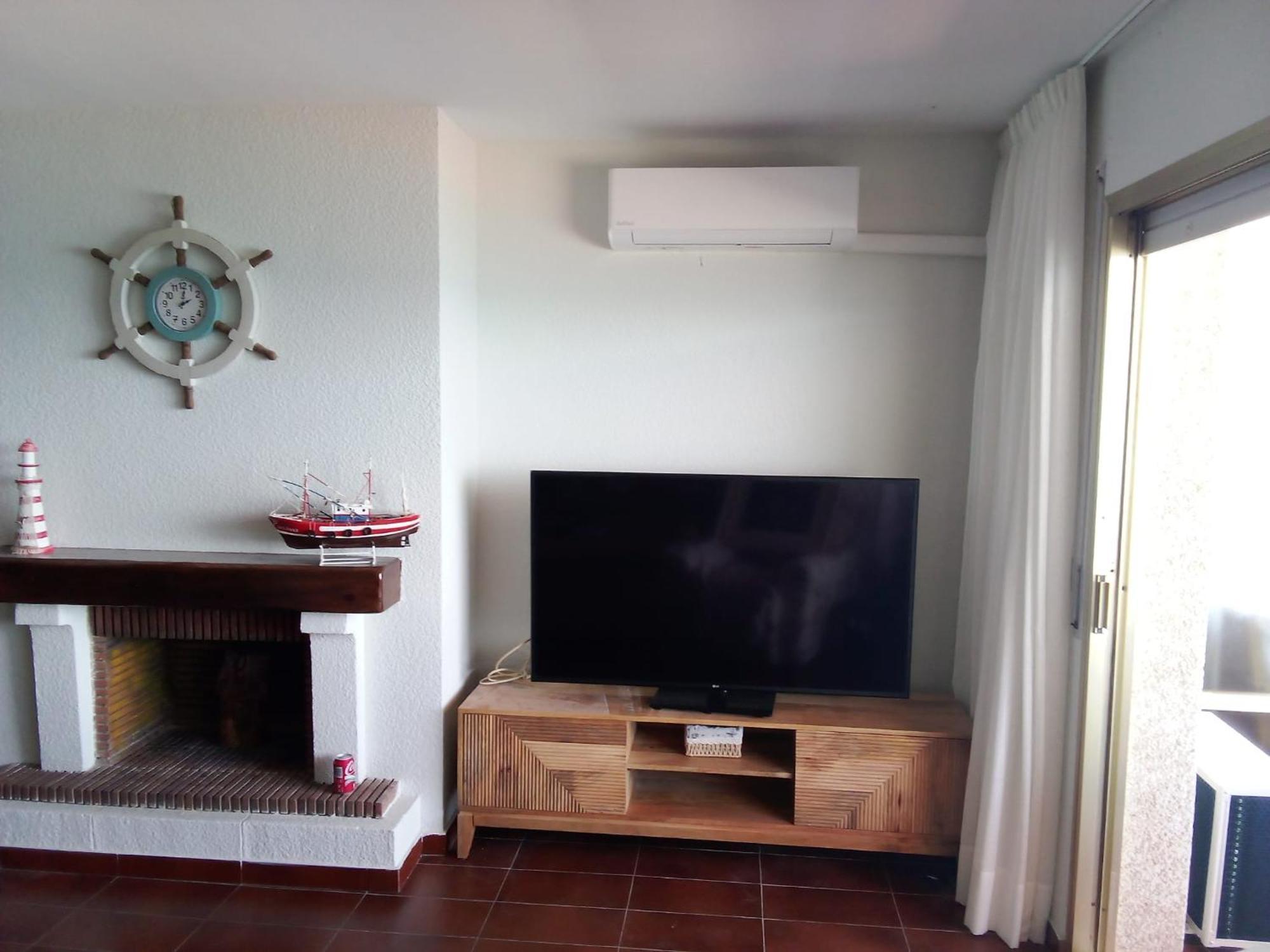 Acogedor Y Amplio Apartamento Familiar A Pie De Playa Calafell Dış mekan fotoğraf