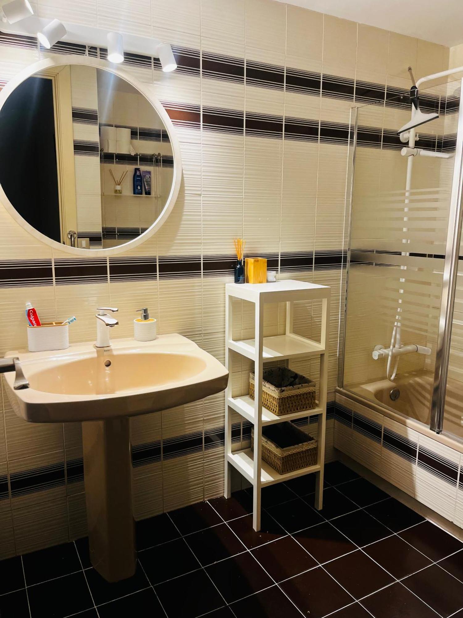 Acogedor Y Amplio Apartamento Familiar A Pie De Playa Calafell Dış mekan fotoğraf
