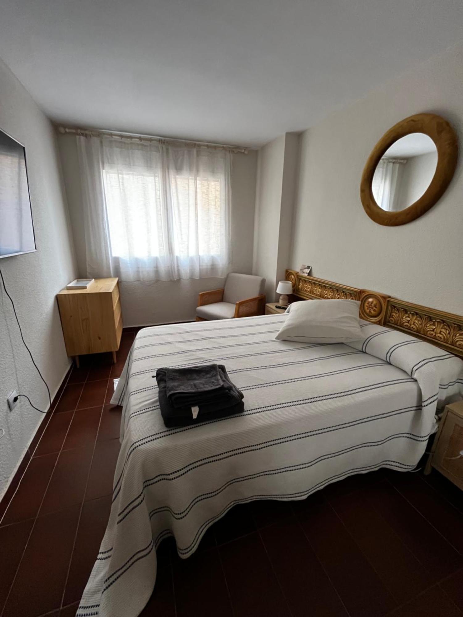 Acogedor Y Amplio Apartamento Familiar A Pie De Playa Calafell Dış mekan fotoğraf